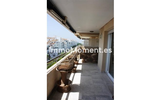 Wiederverkauf - Wohnung - Marbella - Puerto Banús