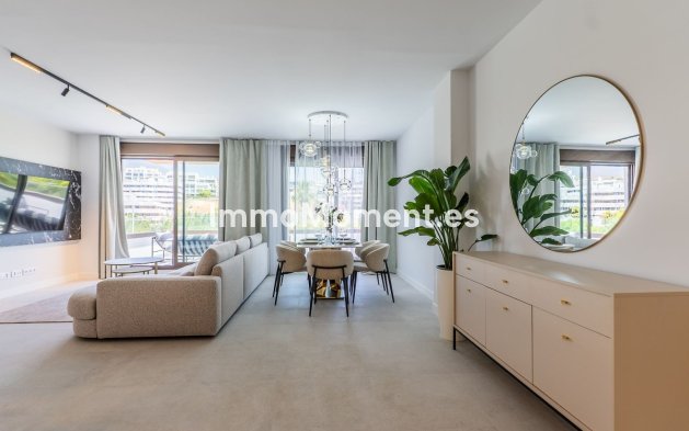 Revente - Appartement - Estepona  - Estepona Centro