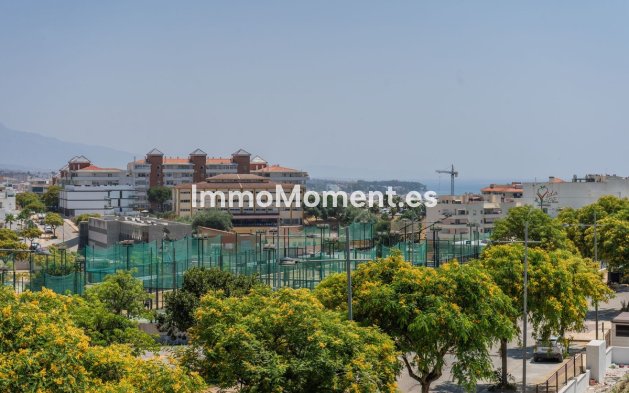 Revente - Appartement - Estepona  - Estepona Centro