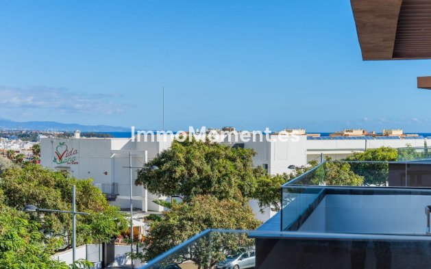 Resale - Apartment - Estepona - Estepona Centro
