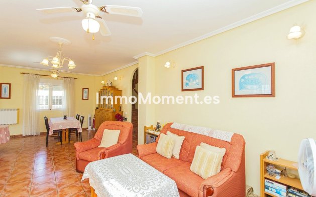 Bestaande woning - Villa - Torrevieja - Aguas Nuevas