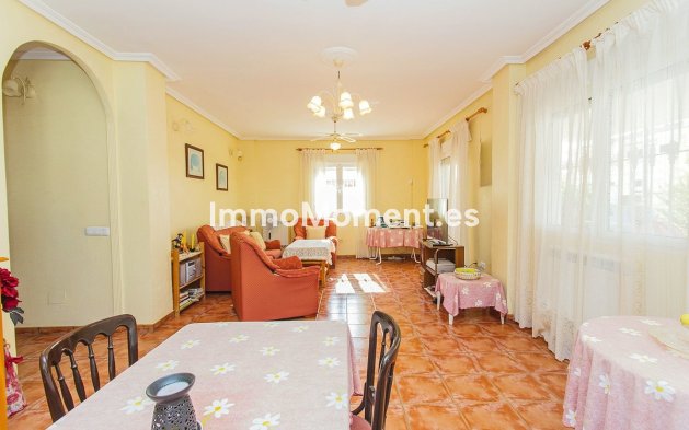 Bestaande woning - Villa - Torrevieja - Aguas Nuevas