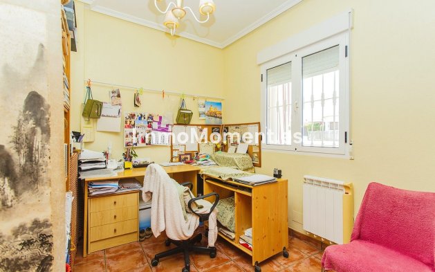 Bestaande woning - Villa - Torrevieja - Aguas Nuevas