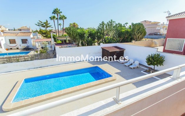 Bestaande woning - Villa - Torrevieja - Aguas Nuevas