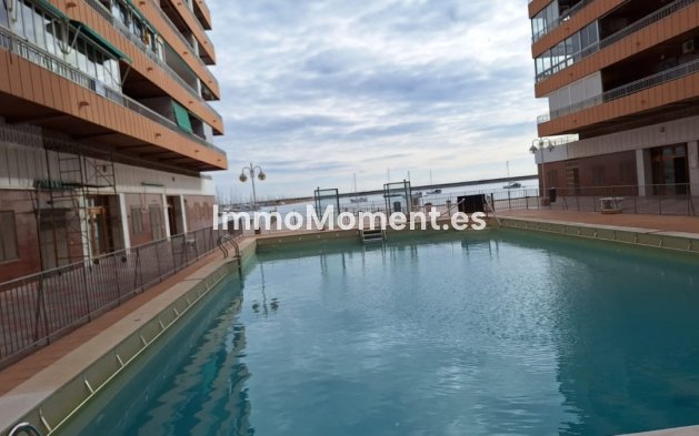Wiederverkauf - Wohnung - Torrevieja - Torrevieja Centro