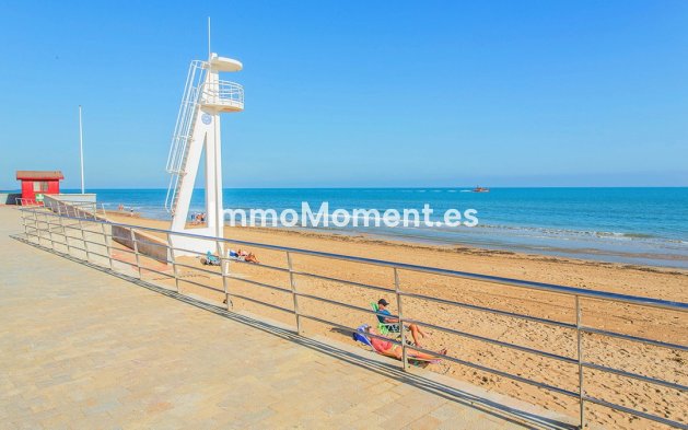 Revente - Villa - Torrevieja - Torre la mata