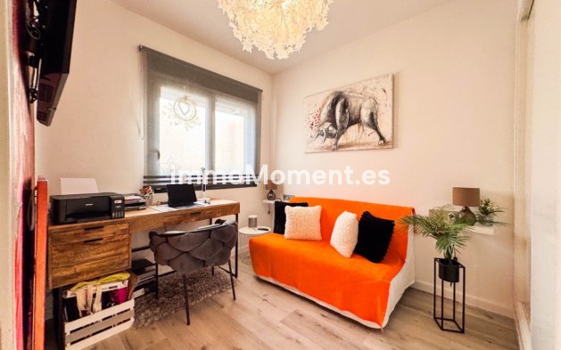 Wiederverkauf - Villa - Orihuela - Los Altos