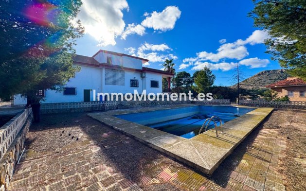 Wiederverkauf - Villa - Elda - Elda Centro