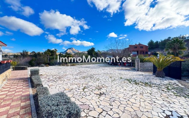 Wiederverkauf - Villa - Elda - Elda Centro