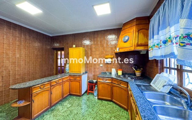 Wiederverkauf - Villa - Elda - Elda Centro