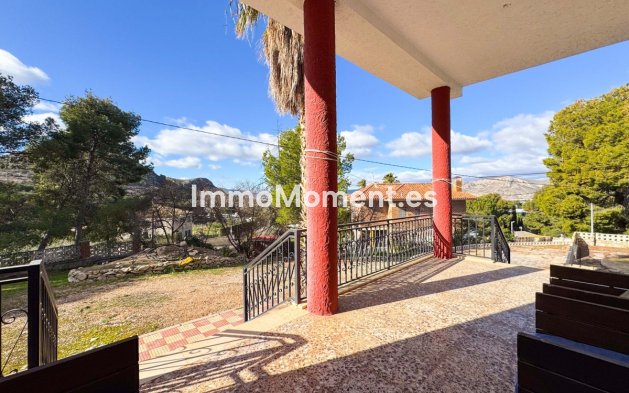 Wiederverkauf - Villa - Elda - Elda Centro