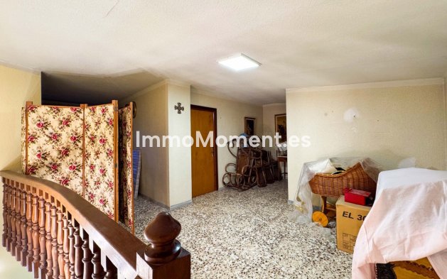 Wiederverkauf - Villa - Elda - Elda Centro