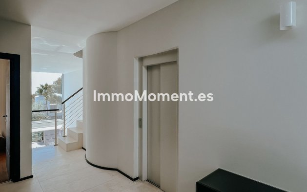 Revente - Maison mitoyenne - Marbella - Sierra Blanca