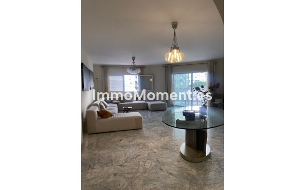 Wiederverkauf - Wohnung - Marbella - Puerto Banús