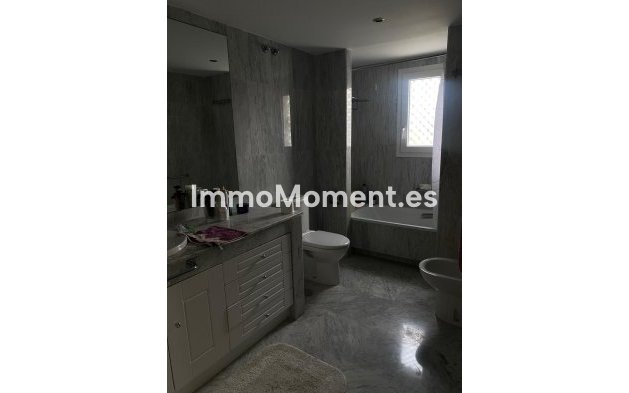 Wiederverkauf - Wohnung - Marbella - Puerto Banús