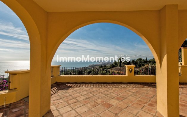 Revente - Villa - Benalmadena - Benalmadena Centro