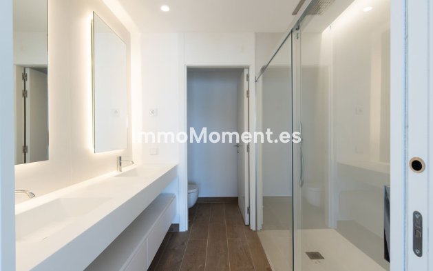 Revente - Villa - Benalmadena - Benalmadena Centro