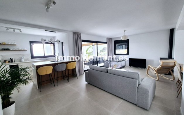 Revente - Villa - Benalmadena - Benalmadena Centro