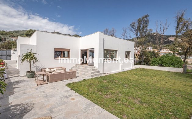 Resale - Villa - Benalmadena - Benalmadena Pueblo