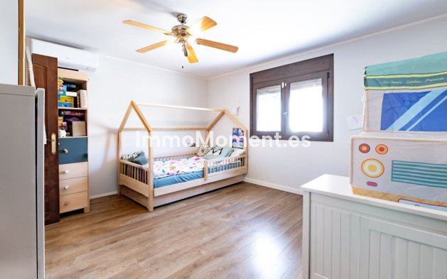 Resale - Villa - Benalmadena - Benalmadena Pueblo