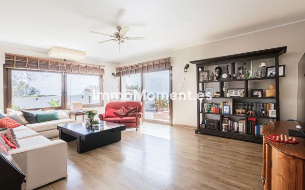 Resale - Villa - Benalmadena - Benalmadena Pueblo