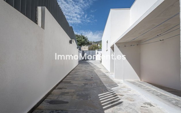 Resale - Villa - Benalmadena - Benalmadena Pueblo