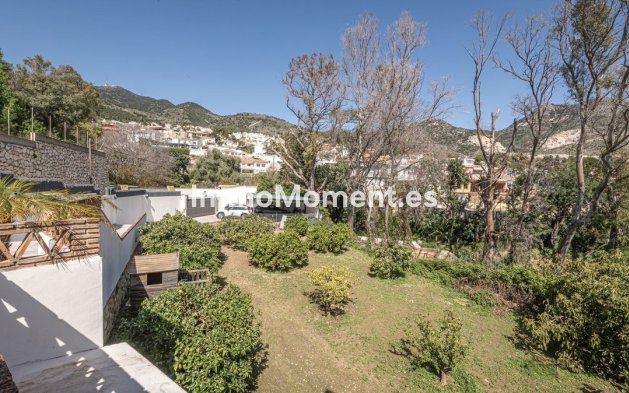 Resale - Villa - Benalmadena - Benalmadena Pueblo