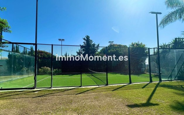 Wiederverkauf - Villa - Marbella - Nueva Andalucía