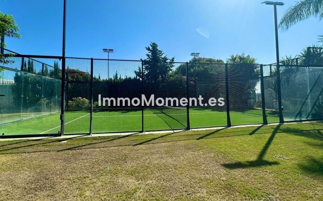 Wiederverkauf - Villa - Marbella - Nueva Andalucía