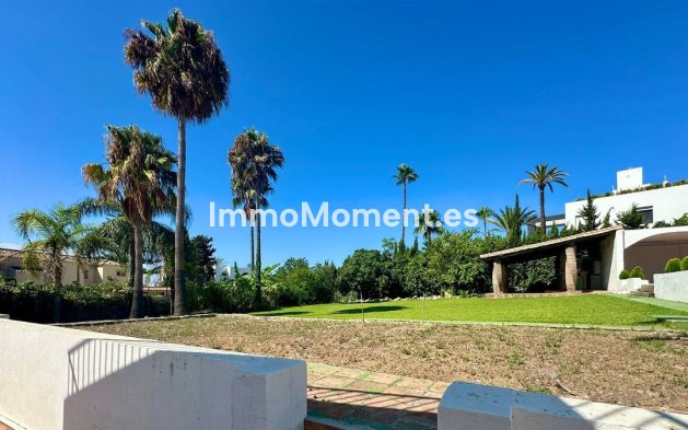 Wiederverkauf - Villa - Marbella - Nueva Andalucía