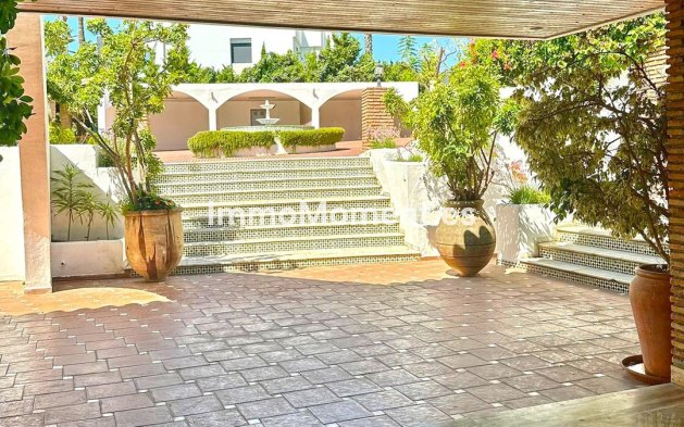 Wiederverkauf - Villa - Marbella - Nueva Andalucía