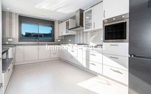 Resale - Villa - Marbella - Marbella Centro