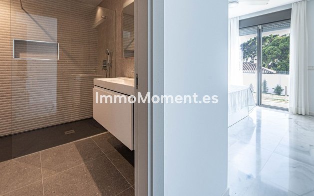 Resale - Villa - Marbella - Marbella Centro