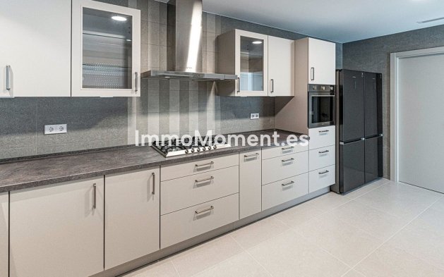 Resale - Villa - Marbella - Marbella Centro