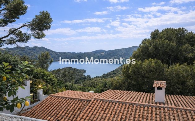 Wiederverkauf - Wohnung -   Inländisch - Istán