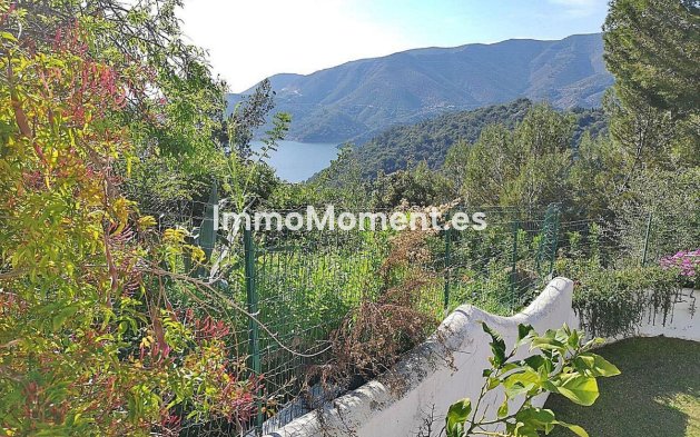 Wiederverkauf - Wohnung -   Inländisch - Istán