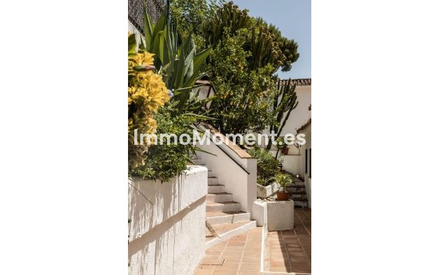 Wiederverkauf - Wohnung -   Inländisch - Istán