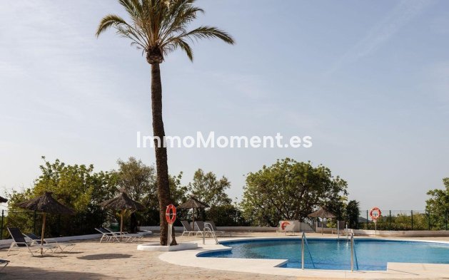 Wiederverkauf - Wohnung -   Inländisch - Istán