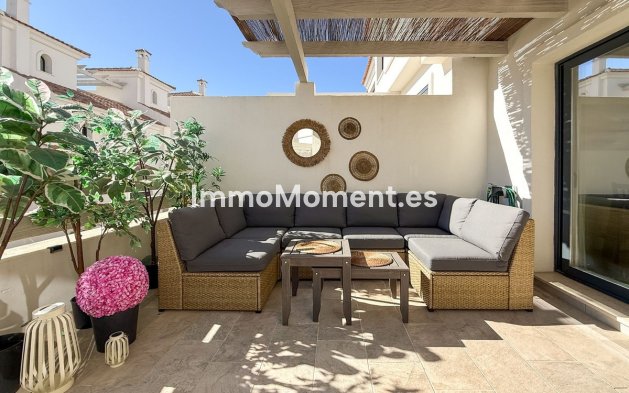 Resale - Townhouse - El Paraiso - New Golden Mile