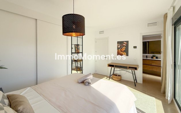 Resale - Townhouse - El Paraiso - New Golden Mile
