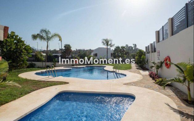 Resale - Townhouse - El Paraiso - New Golden Mile