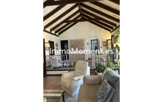 Wiederverkauf - Villa - Estepona  - New Golden Mile