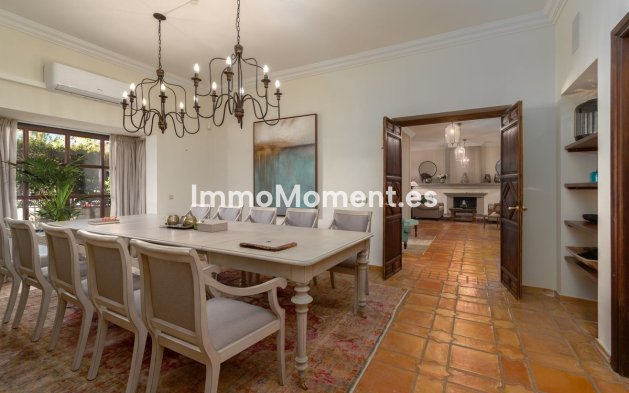 Resale - Villa - Marbella - San Pedro de Alcántara