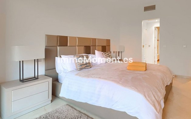 Wiederverkauf - Wohnung - Estepona  - Costalita