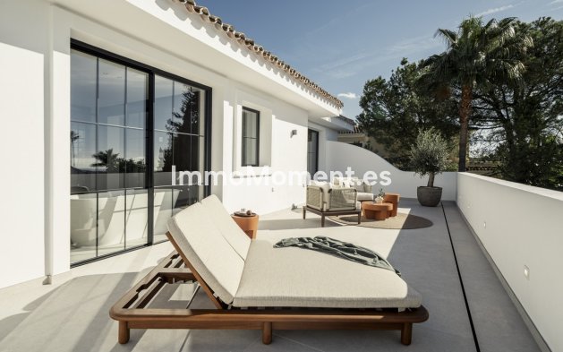 Wiederverkauf - Villa - Marbella - Nueva Andalucía