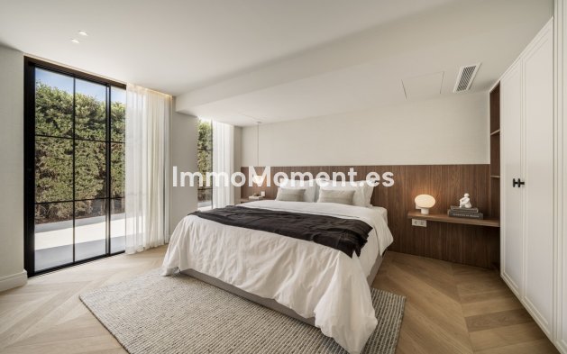 Wiederverkauf - Villa - Marbella - Nueva Andalucía