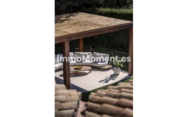 Wiederverkauf - Villa - Marbella - Nueva Andalucía