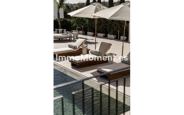 Wiederverkauf - Villa - Marbella - Nueva Andalucía