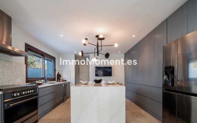 Revente - Villa - Estepona  - Selwo