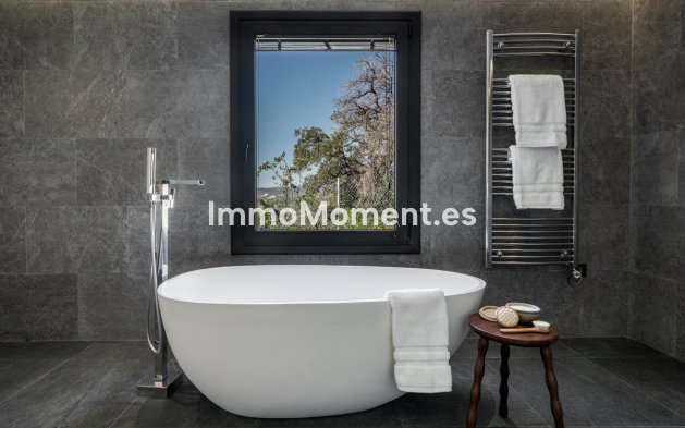 Revente - Villa - Estepona  - Selwo